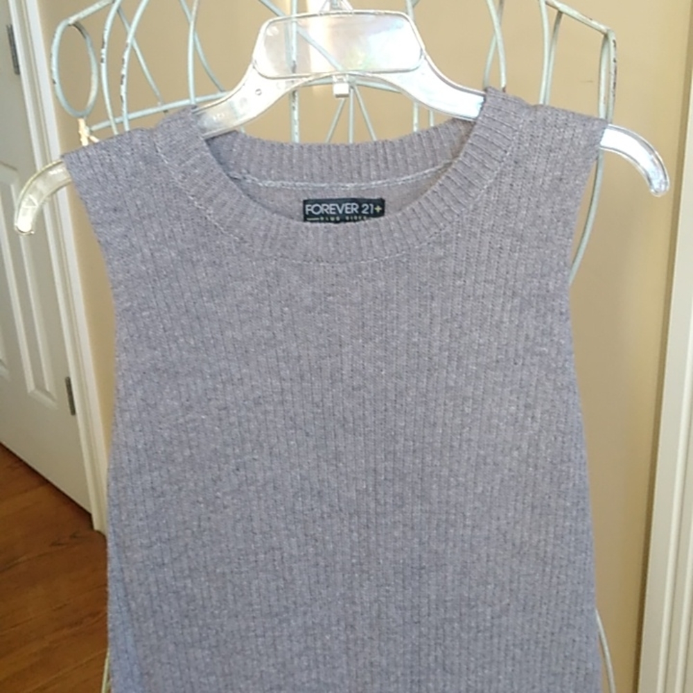 Forever 21 Sweater Dress - Picture 3 of 10